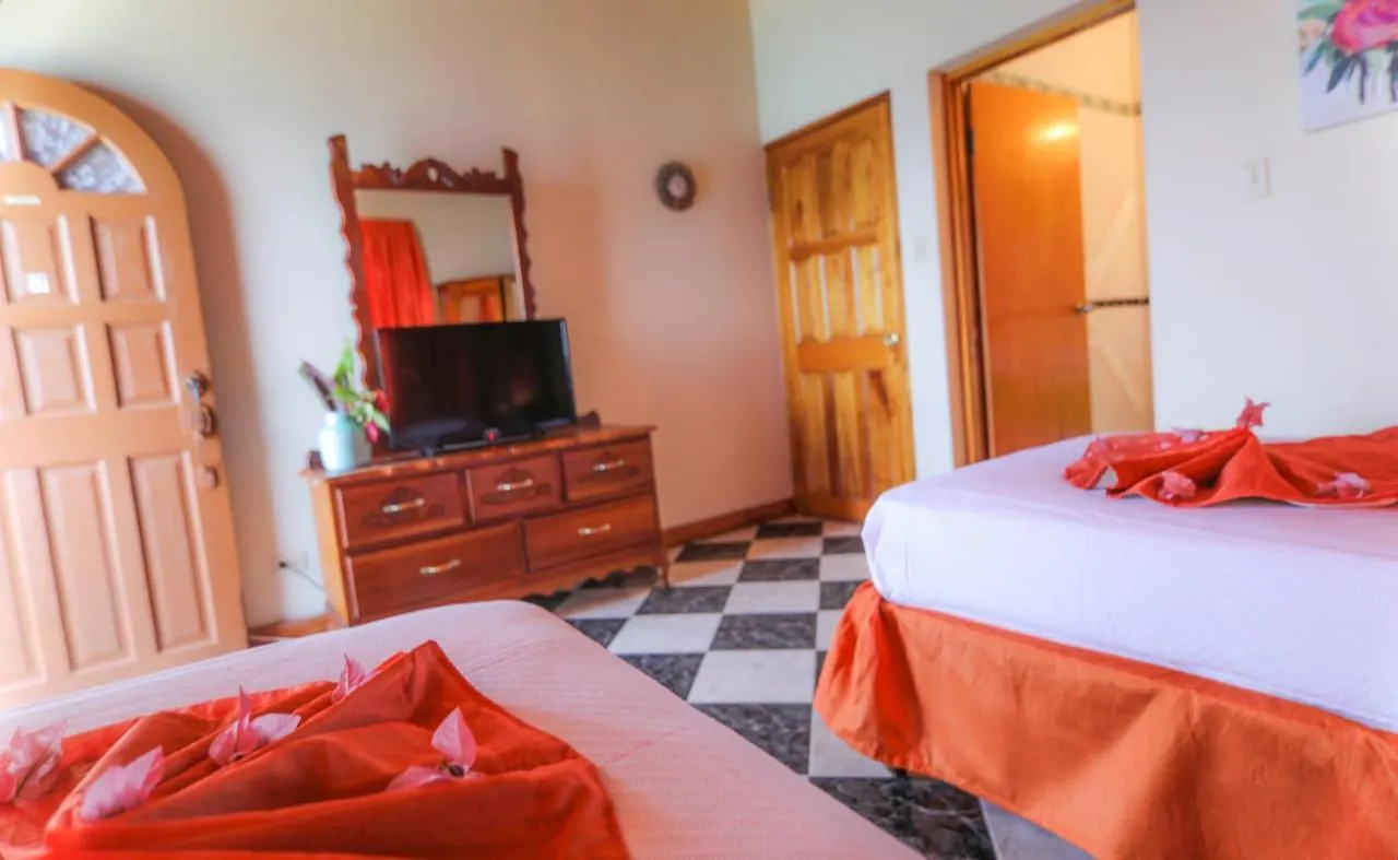Kaiser'S Hotel Negril