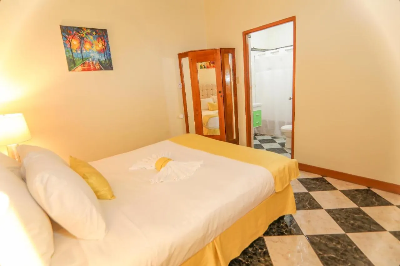 Kaiser'S Hotel Negril