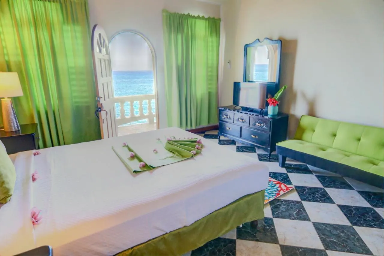 Kaiser'S Hotel Negril